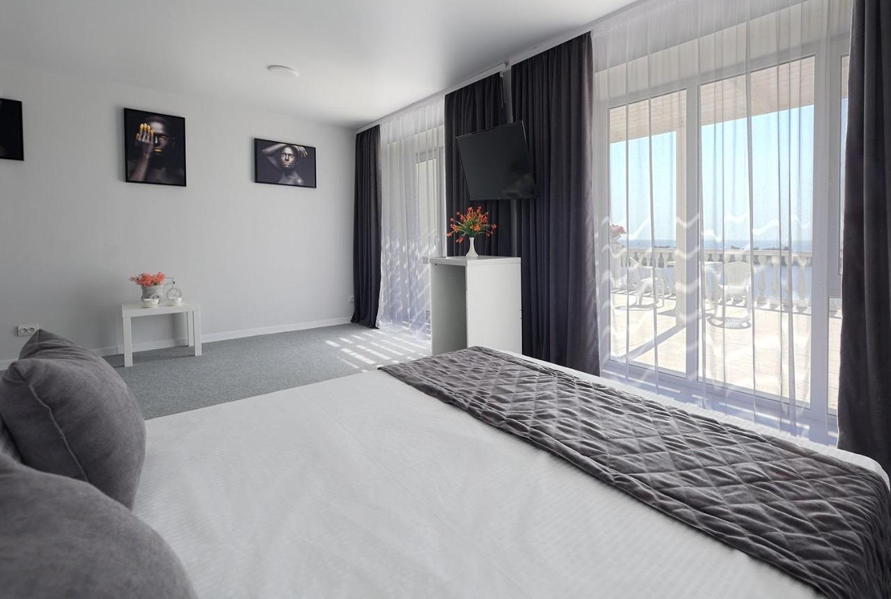 Panorama Briz Hotel Karolino-Buhaz Buitenkant foto
