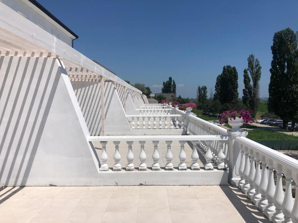 Panorama Briz Hotel Karolino-Buhaz Buitenkant foto
